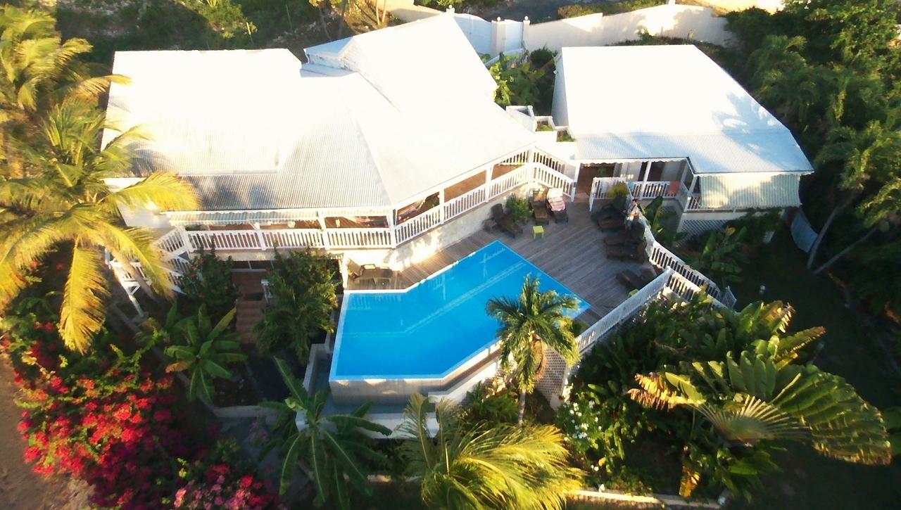 Villa Les Nereides Le Moule Exterior photo