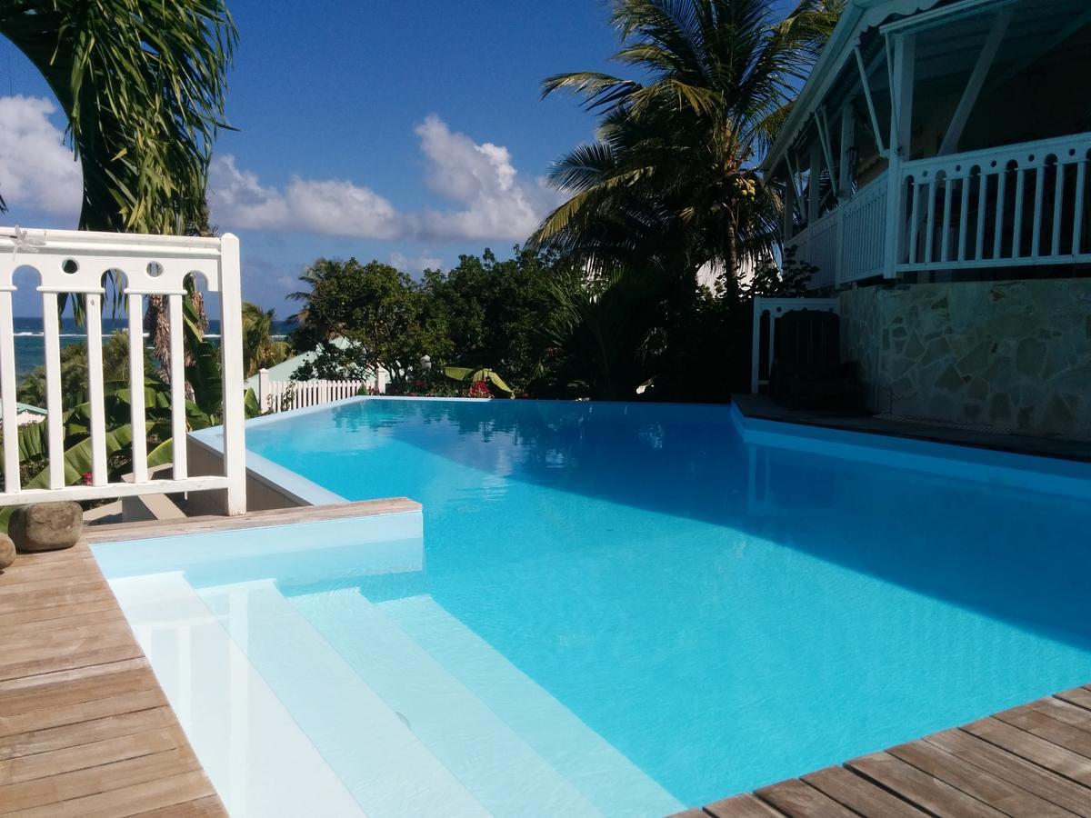 Villa Les Nereides Le Moule Exterior photo